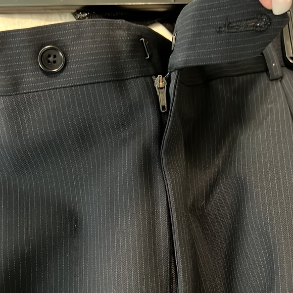 Men’s navy pin striped suit. Jacket is 43R and pants are a 36W, 31L. - Picture 9 of 12